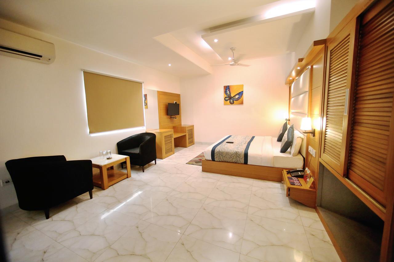 Hotel Aero Star Near Delhi Airport นิวเดลี ภายนอก รูปภาพ