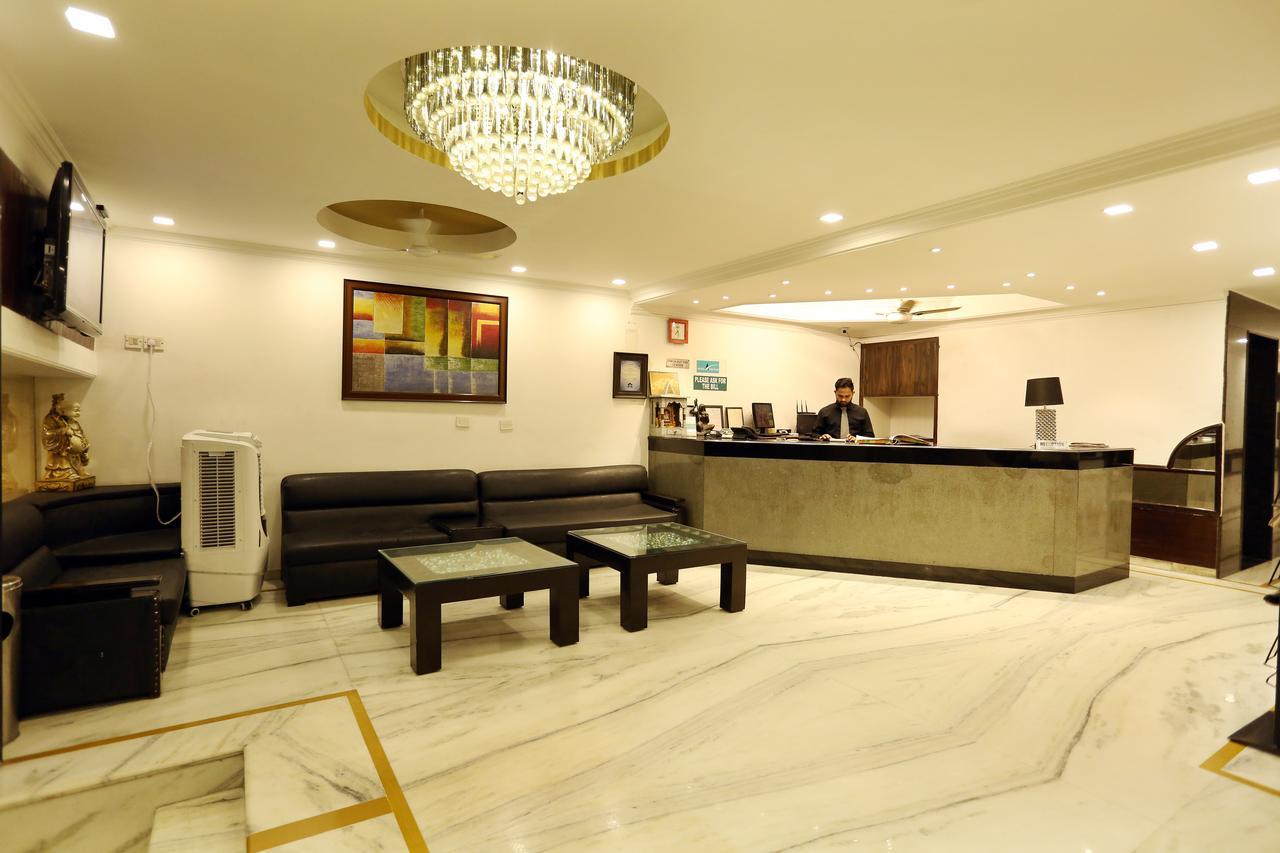 Hotel Aero Star Near Delhi Airport นิวเดลี ภายนอก รูปภาพ