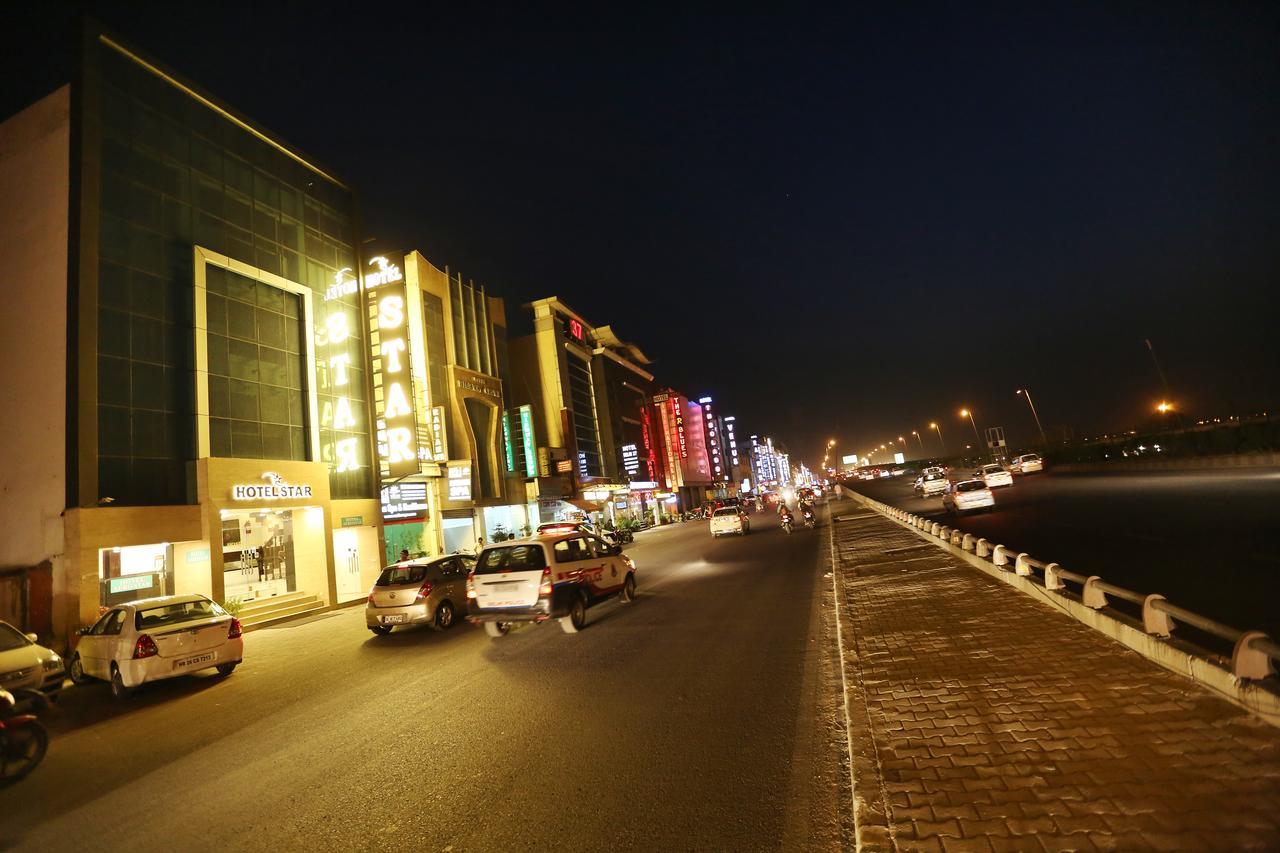 Hotel Aero Star Near Delhi Airport นิวเดลี ภายนอก รูปภาพ