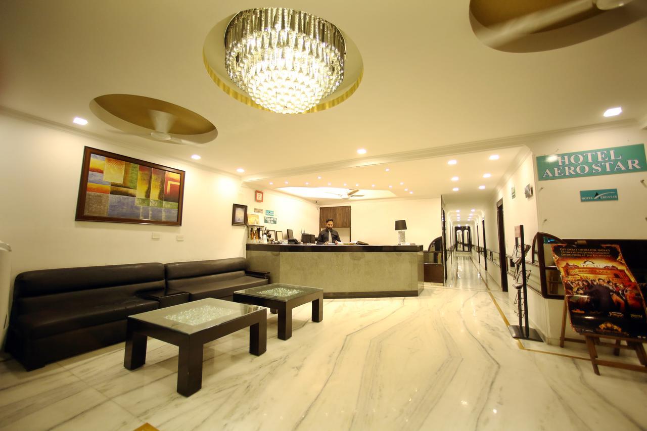 Hotel Aero Star Near Delhi Airport นิวเดลี ภายนอก รูปภาพ