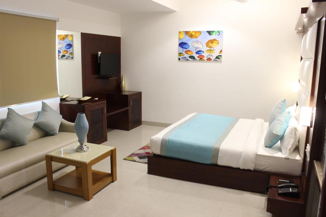Hotel Aero Star Near Delhi Airport นิวเดลี ภายนอก รูปภาพ